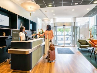 ノボテル パリ 17