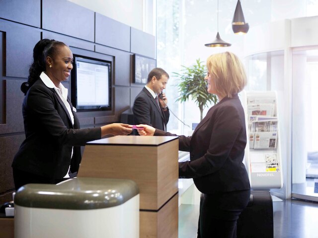 ノボテル パリ 17