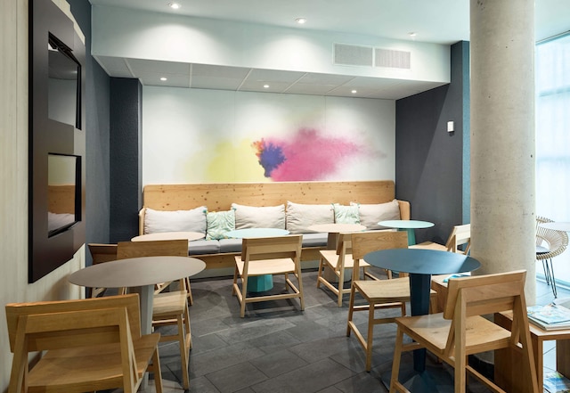 B&B ホテル パリ グラン ロワシー CDG 空港