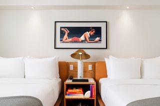 ショート ストーリーズ ホテル