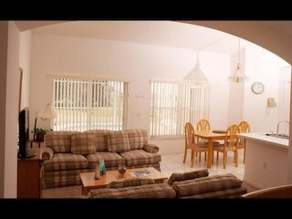 アラモ バケーション タウンホームズ