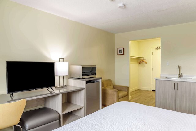 モーテル 6 ナイアガラ フォールズ, ON – ニア ザ フォールズ