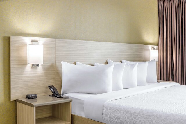 モーテル 6 ナイアガラ フォールズ, ON – ニア ザ フォールズ