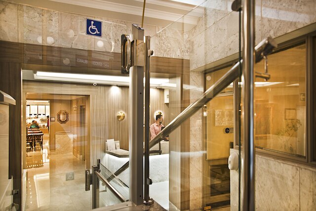 ホテル ロス コンデス