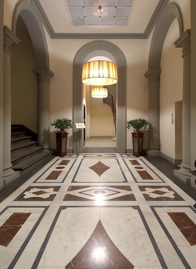 アンティカ トッレ ディ ヴィア トルナブオーニ 1