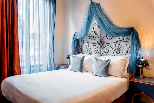 ヴィラ ロイヤル モンスリー