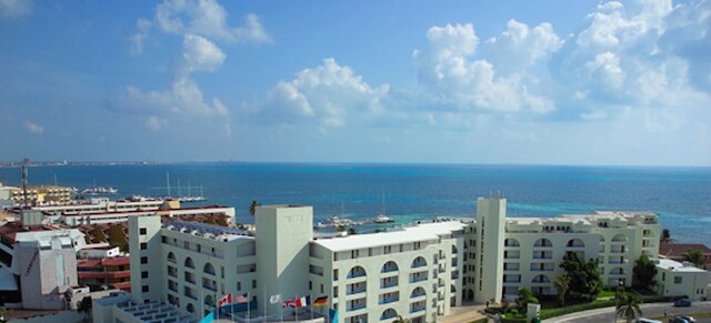 アクアマリーナ ビーチ リゾート