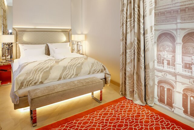 ホテル ダス チロル