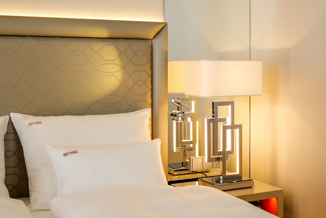 ホテル ダス チロル