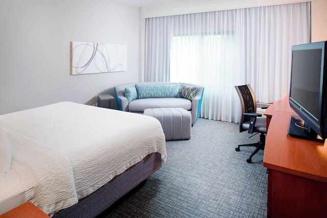 コートヤード バイ マリオット ロアノーク エアポート