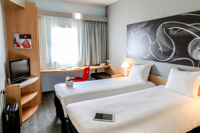 イビス オランジュ シュッド