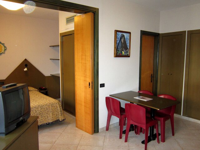 アダウラ ビレッジ エ コングレッシ