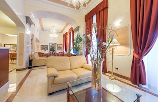 ストロッツィ パレス ホテル