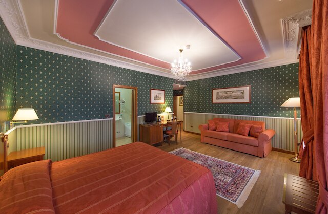 ストロッツィ パレス ホテル