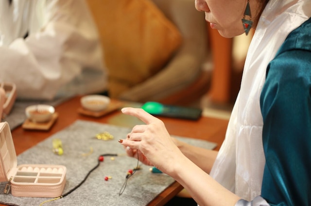 シーザン ホテル 成都 (成都西蔵飯店)