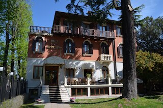 ホテル ヴィラ チプロ