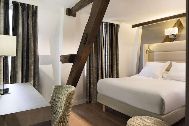 ホテル ジャック ド モレー