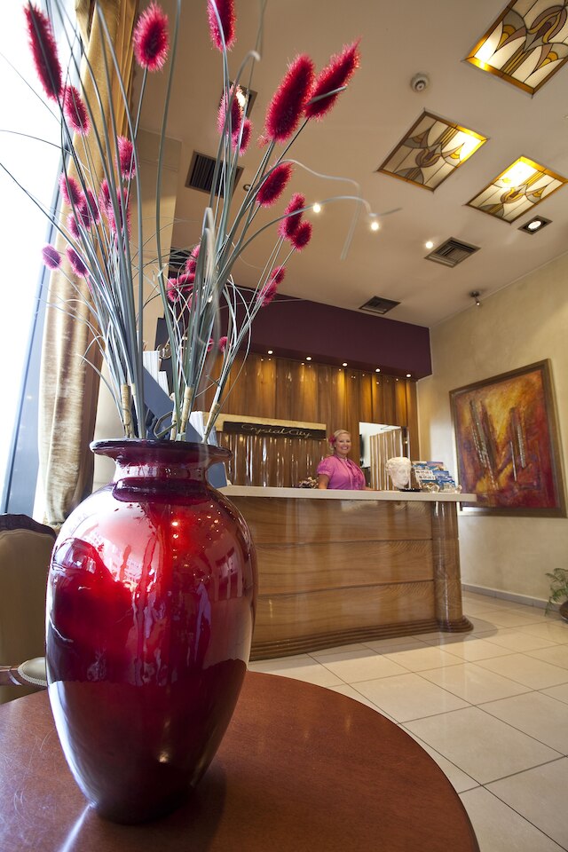 クリスタル シティ ホテル