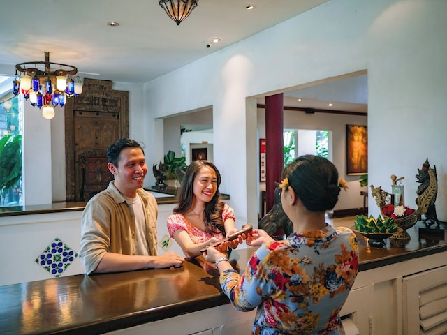 ホテル トゥグ マラン