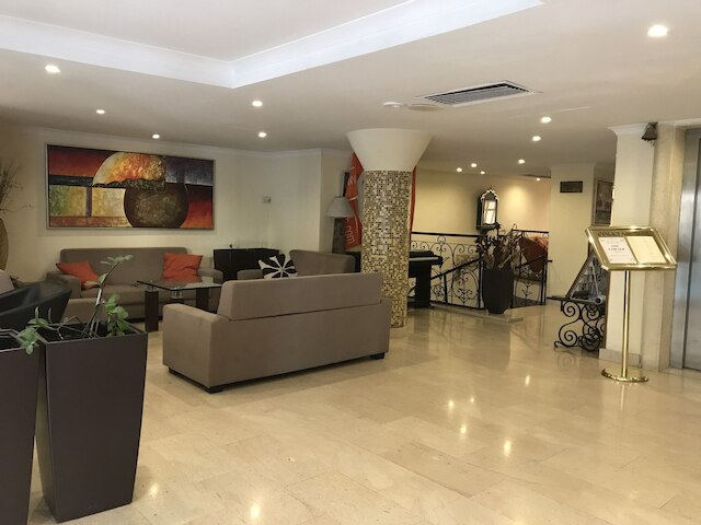 ジ ウィンザー ホテル