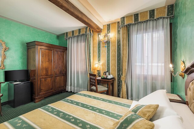 ホテル マルコーニ