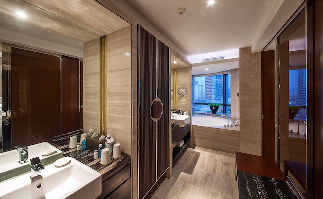 ミンシャン ホテル - 成都 (岷山飯店)