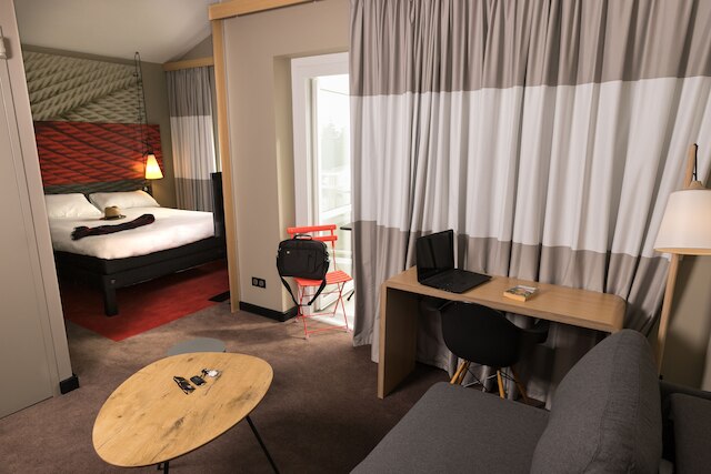 イビス ナント サン テルブラン