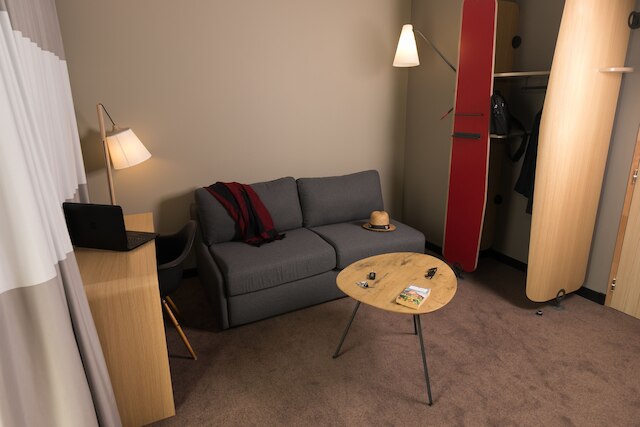 イビス ナント サン テルブラン