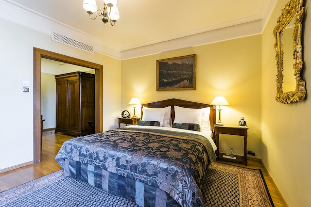 ゴールデン ウェル ホテル