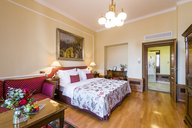 ゴールデン ウェル ホテル