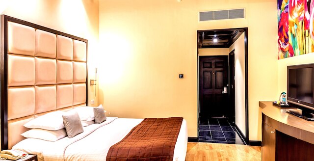 ホテル ロイヤル オーキッド バンガロール