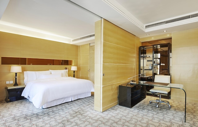 ザ ウェスティン バンド センター 上海 (上海外灘中心威斯汀大飯店)