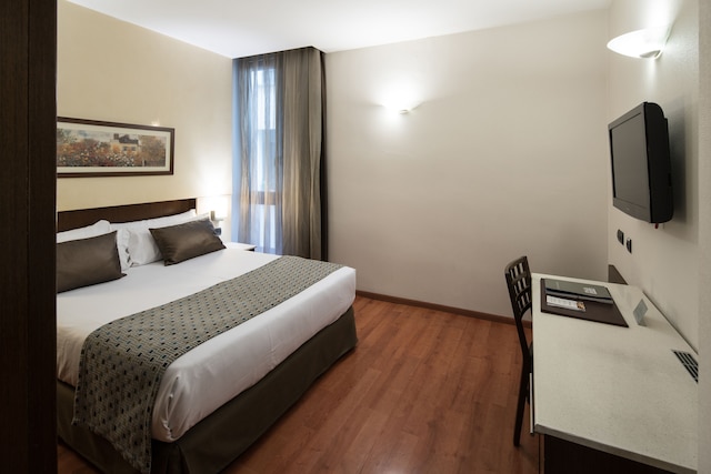 カタロニア ボーン