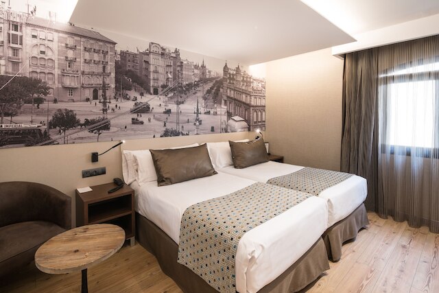 カタロニア ボーン