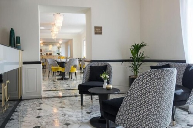 オテル カールトン