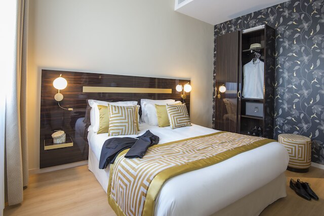 オテル カールトン