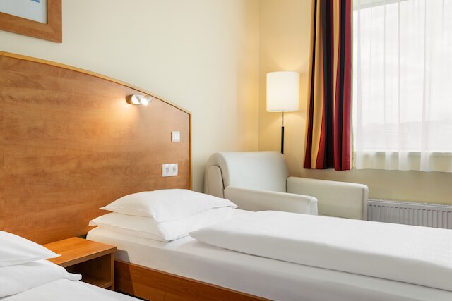 アメディア エクスプレス プラグ トレードマーク コレクション バイ ウィンダム