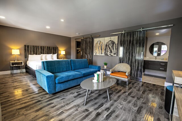 オアシス アット ゴールド スパイク