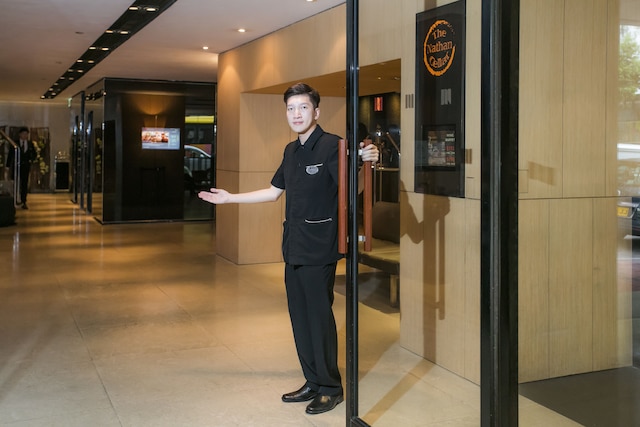 ネーザン ホテル (香港弥敦酒店)