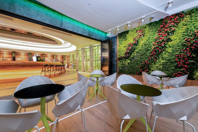 オアシス アベニュー - A GDH ホテル (香港粵海酒店)