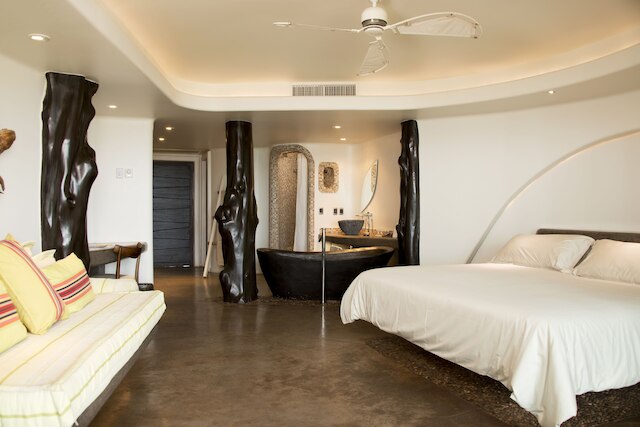 ナヤラ ハンガロア