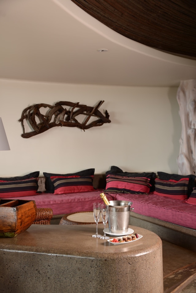 ナヤラ ハンガロア