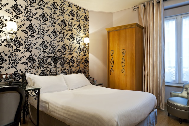 オテル オーロレ パリ ガール ドゥ リヨン