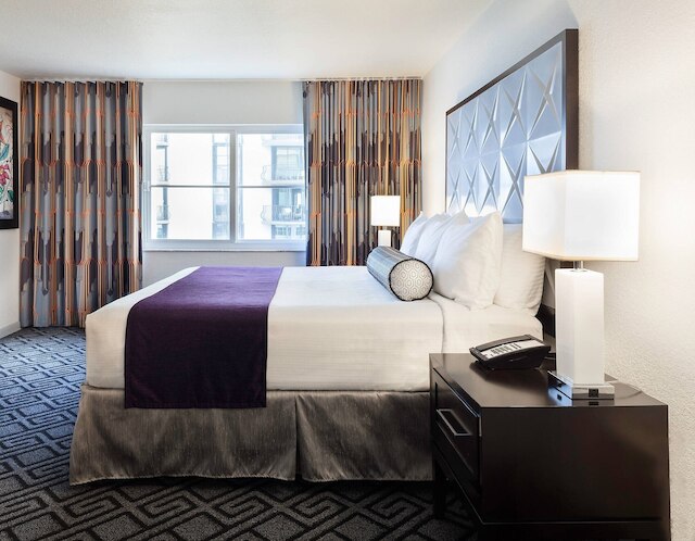 ソラーラ サーフサイド