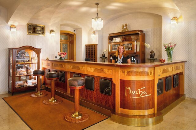 ホテル ミュシャ