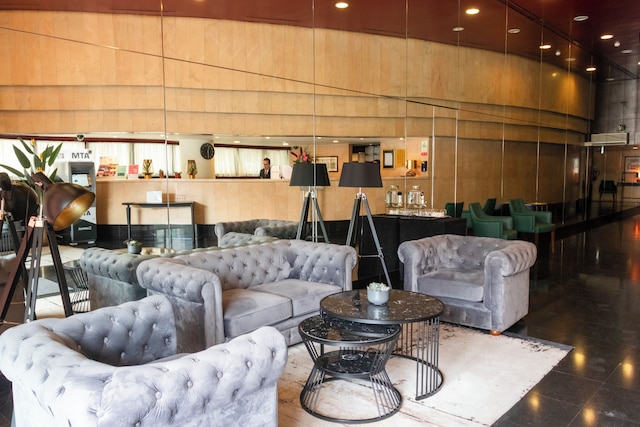 VIP エグゼクティブ エデン アパートホテル