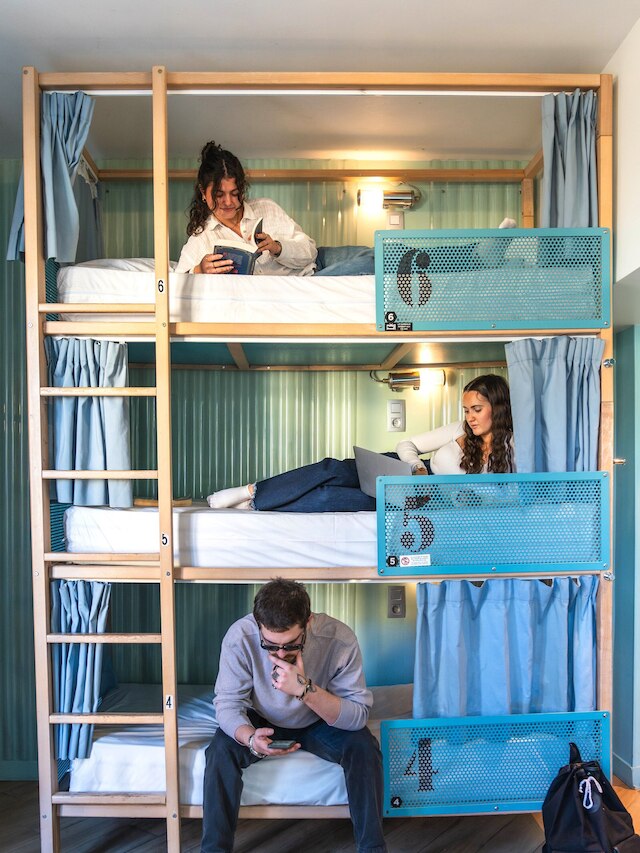 ホステル オズ ニース