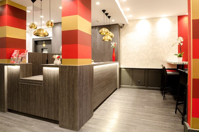 ホテル ミニー オペラ モンマルトル