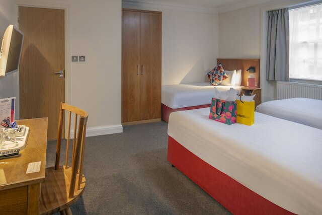 クイーンズウェイ ホテル