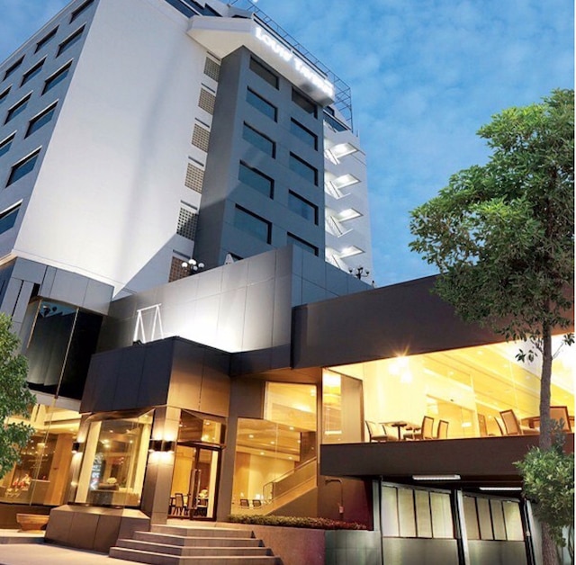 ルイス タバーン ホテル ドンムアン